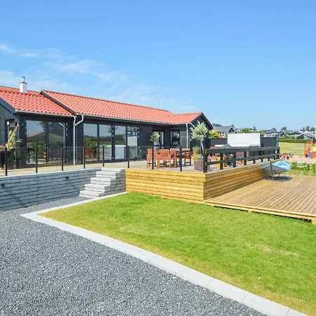 2 Bedroom Beautiful In Hejls