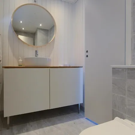 2 Bedroom Beautiful In *