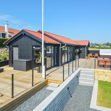 Vakantiehuis 3 Bedroom Stunning In *